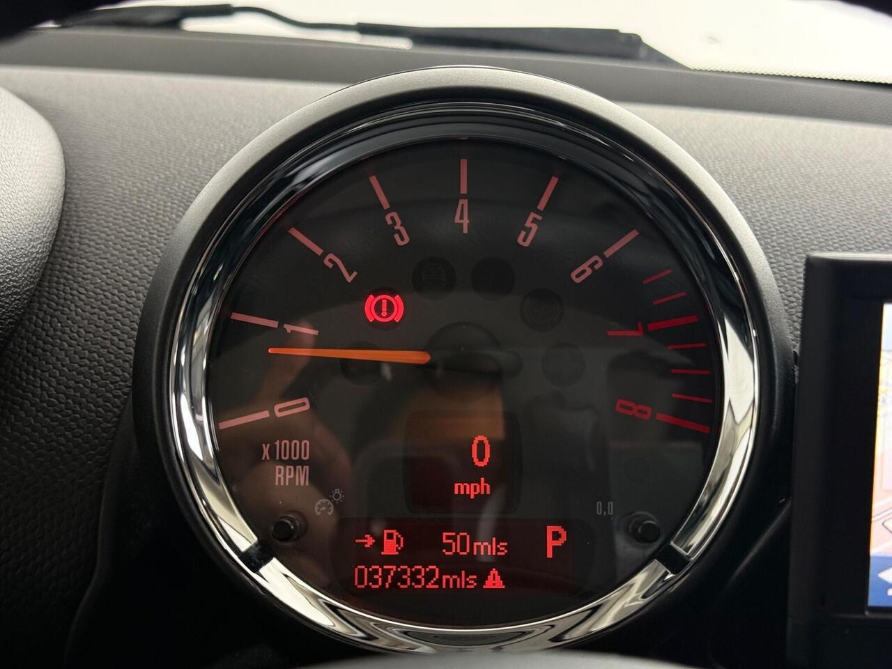 MINI Paceman thumbnail Driver Instruments