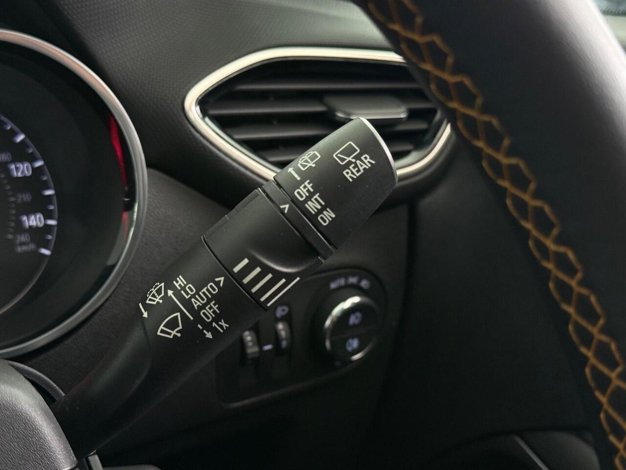 Vauxhall Crossland X thumbnail Misc Controls