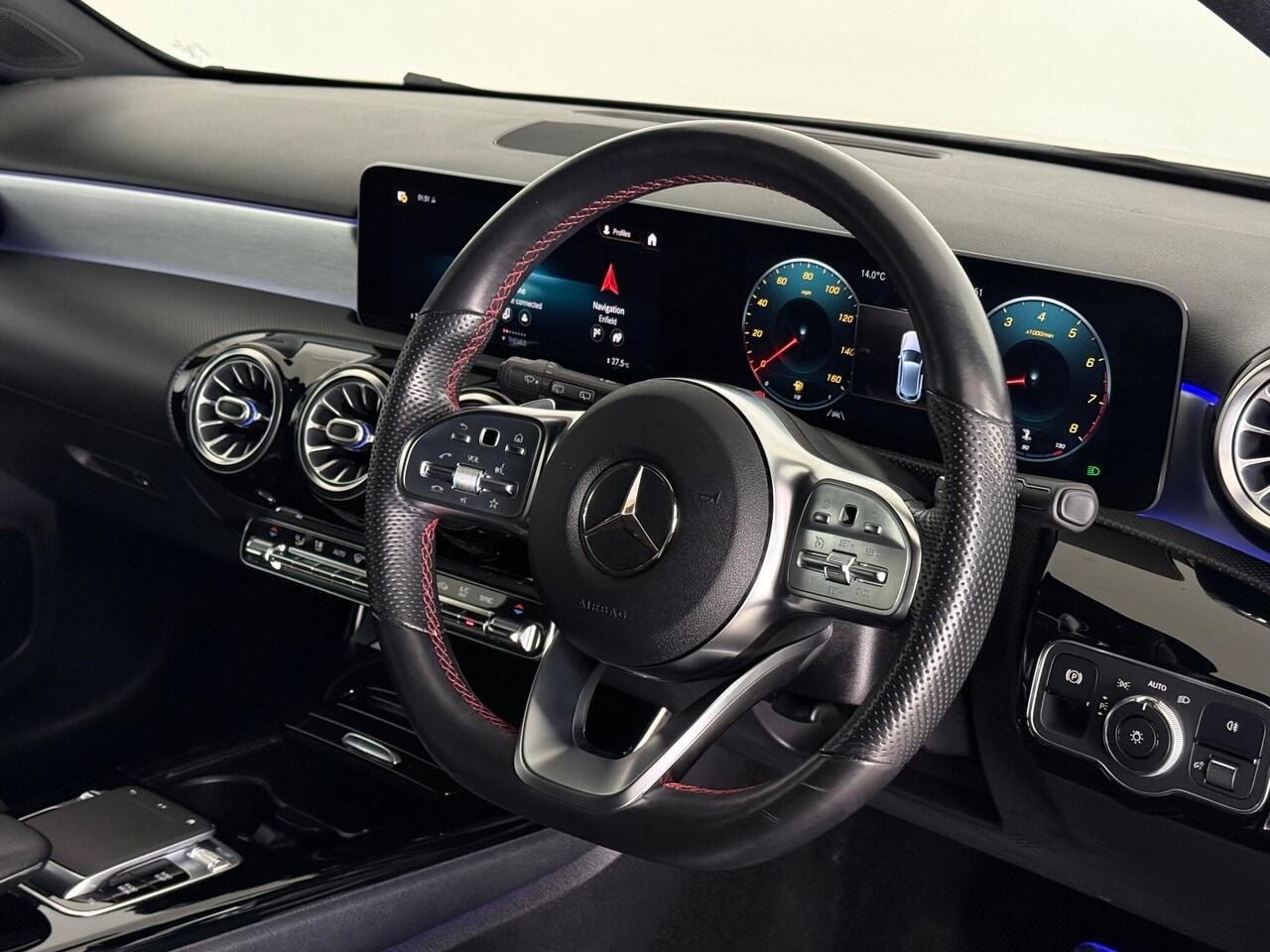 Mercedes-Benz A Class thumbnail Steering Wheel