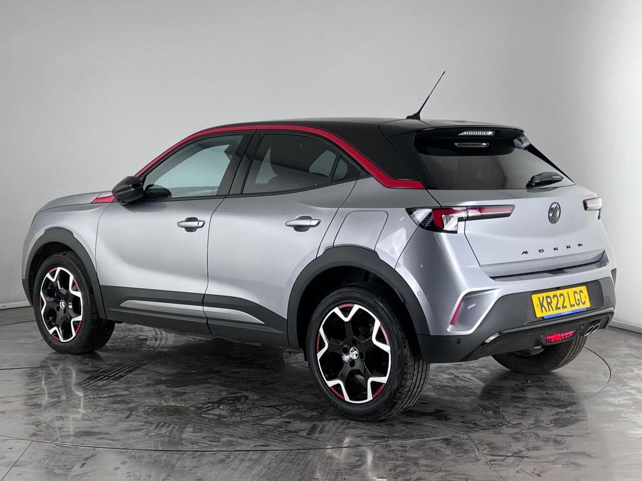 Vauxhall Mokka thumbnail Rear Left