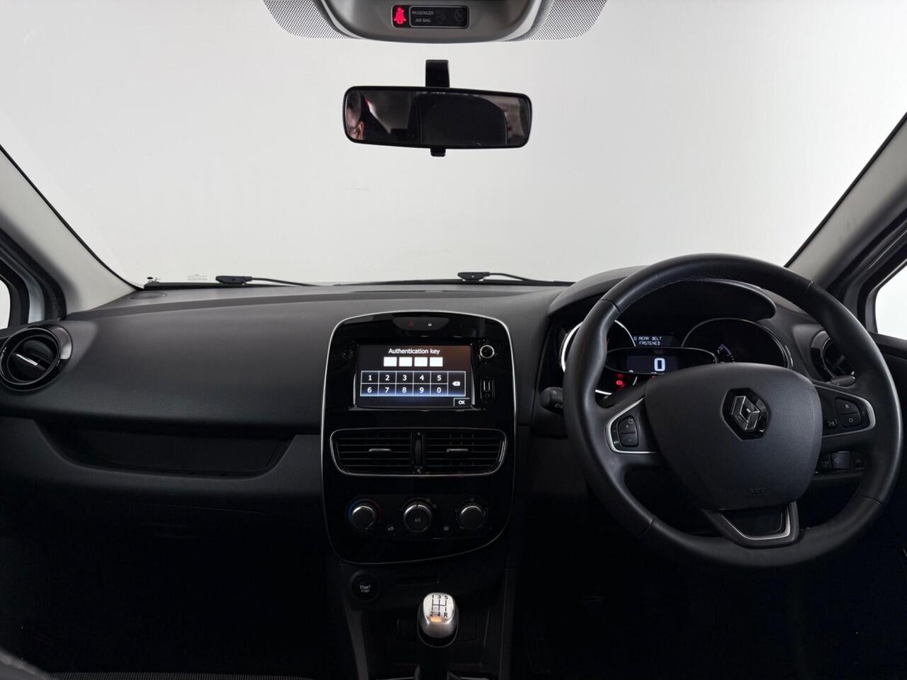 Renault Clio thumbnail Interior Front