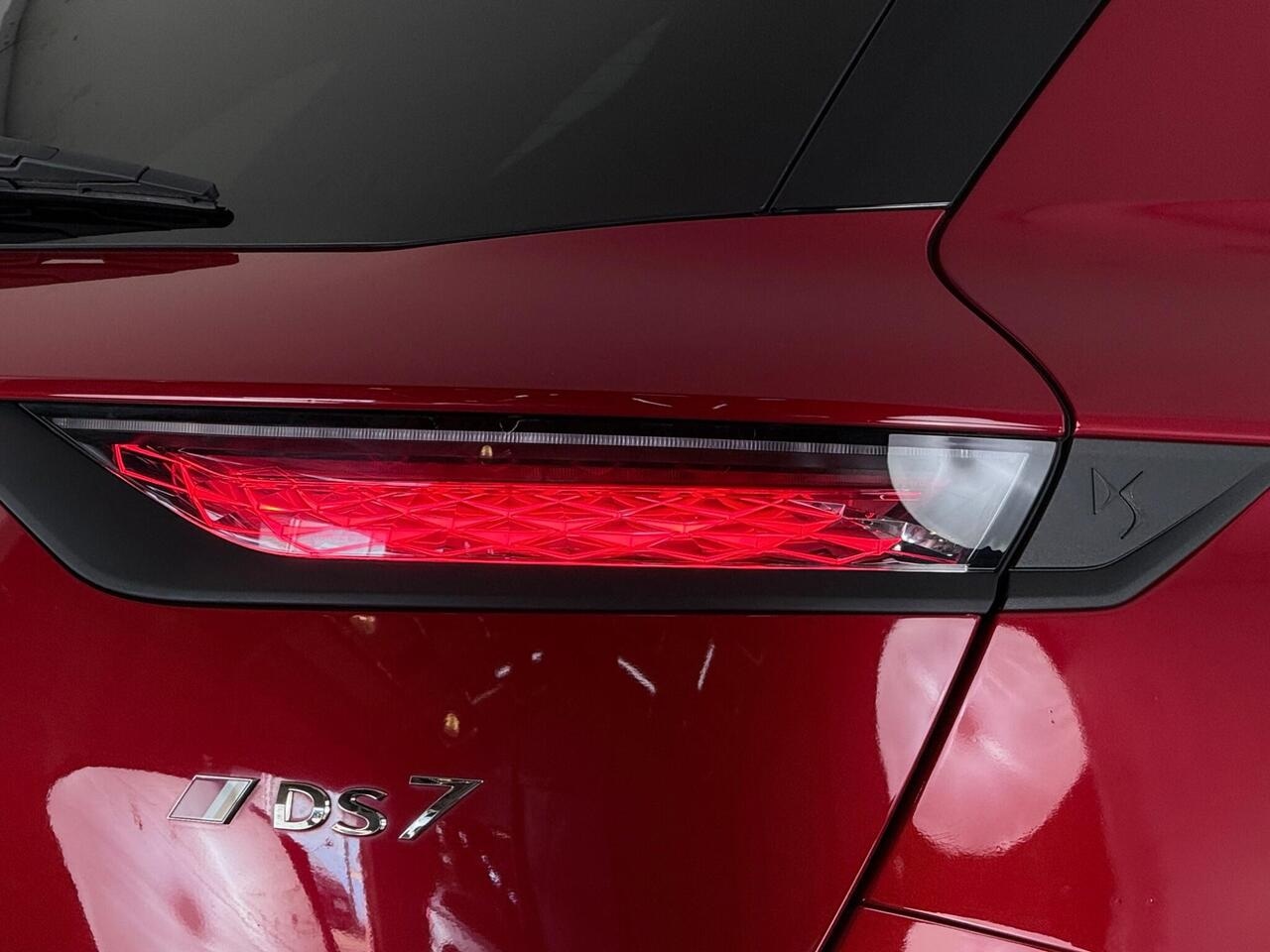 DS AUTOMOBILES DS 7 CROSSBACK thumbnail Lights Rear
