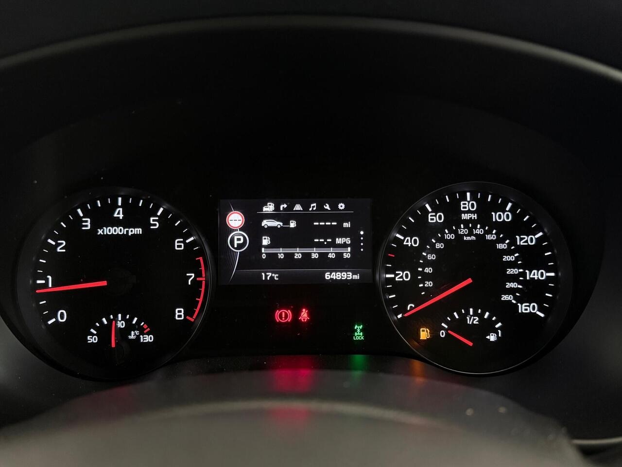 Kia Sportage thumbnail Driver Instruments