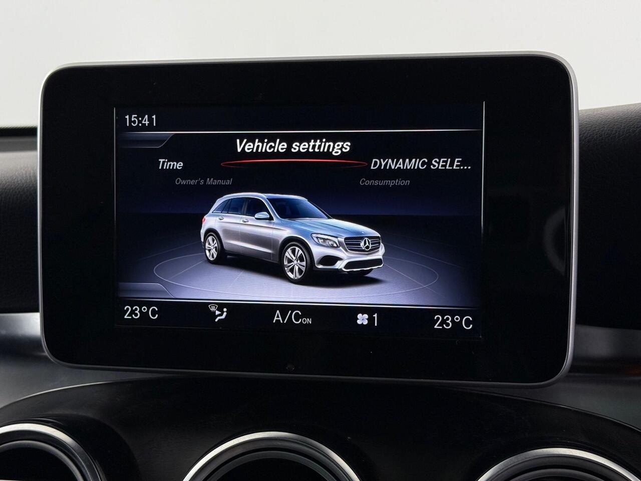 Mercedes-Benz GLC thumbnail Infotainment System