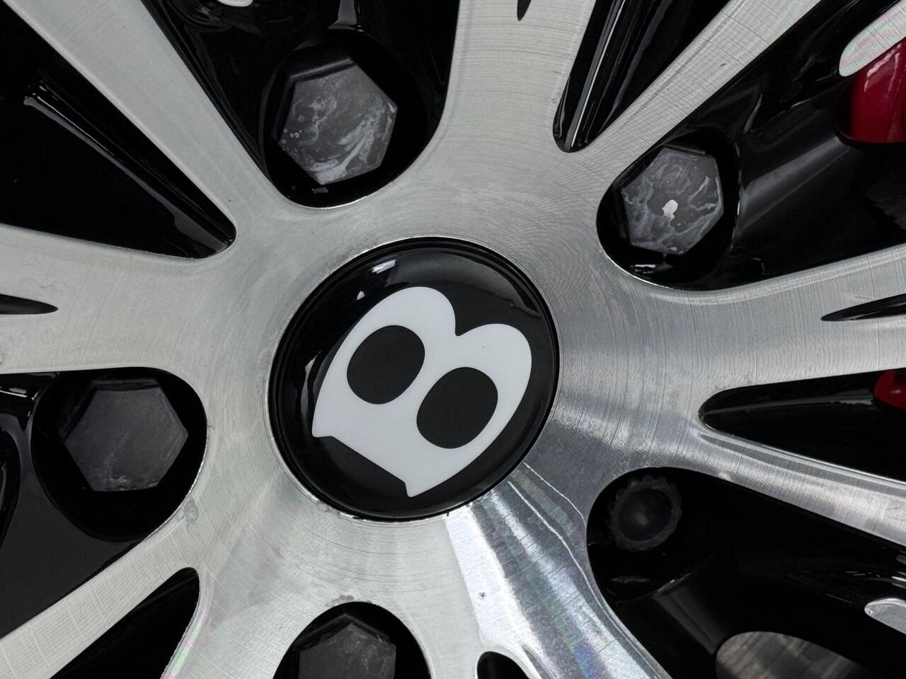 Bentley Bentayga thumbnail Wheel