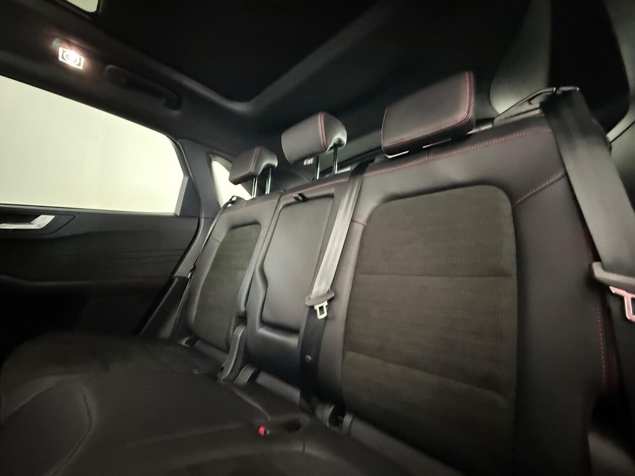 Ford Kuga thumbnail Seats Rear