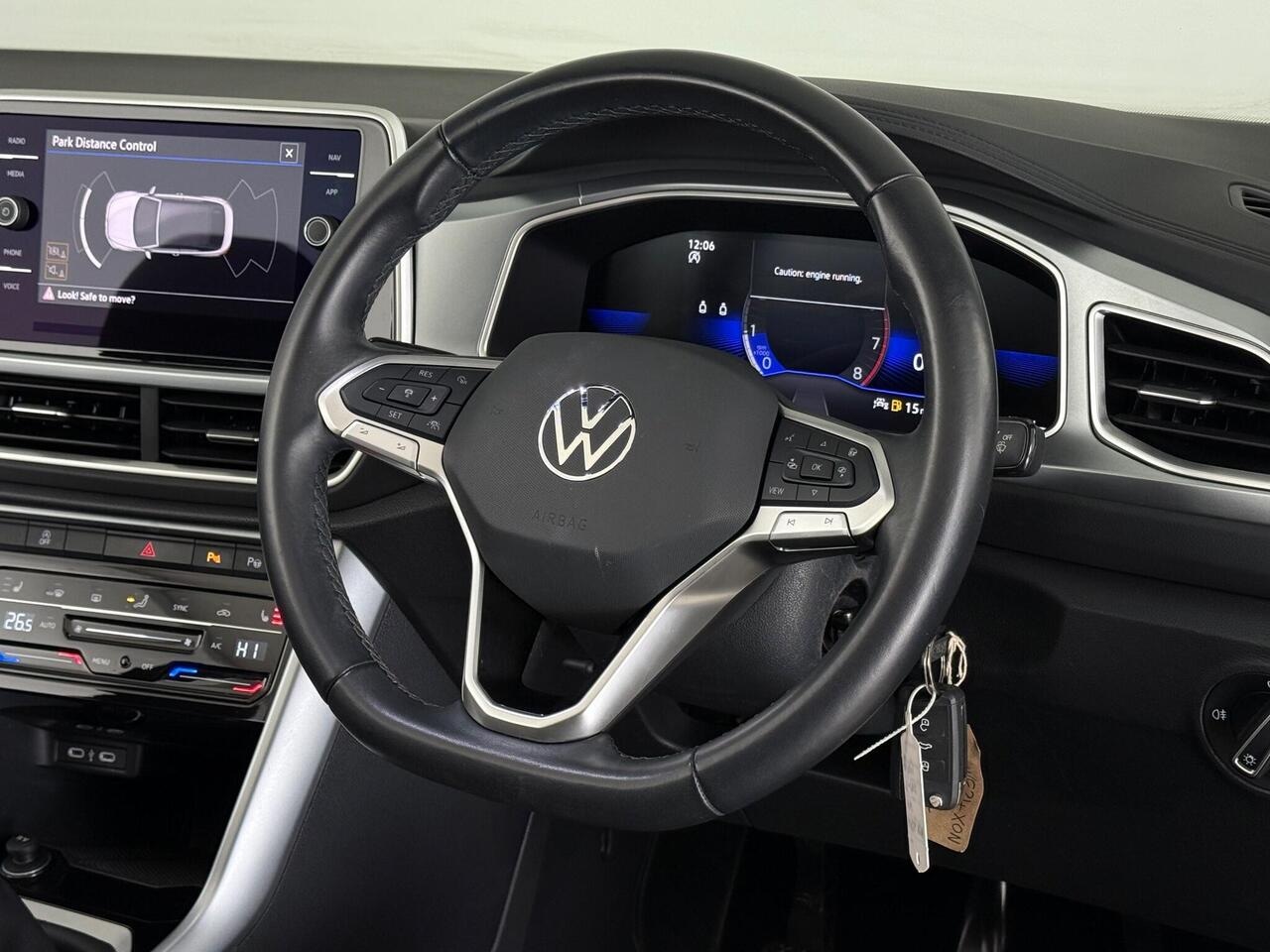 Volkswagen T-Roc thumbnail Steering Wheel