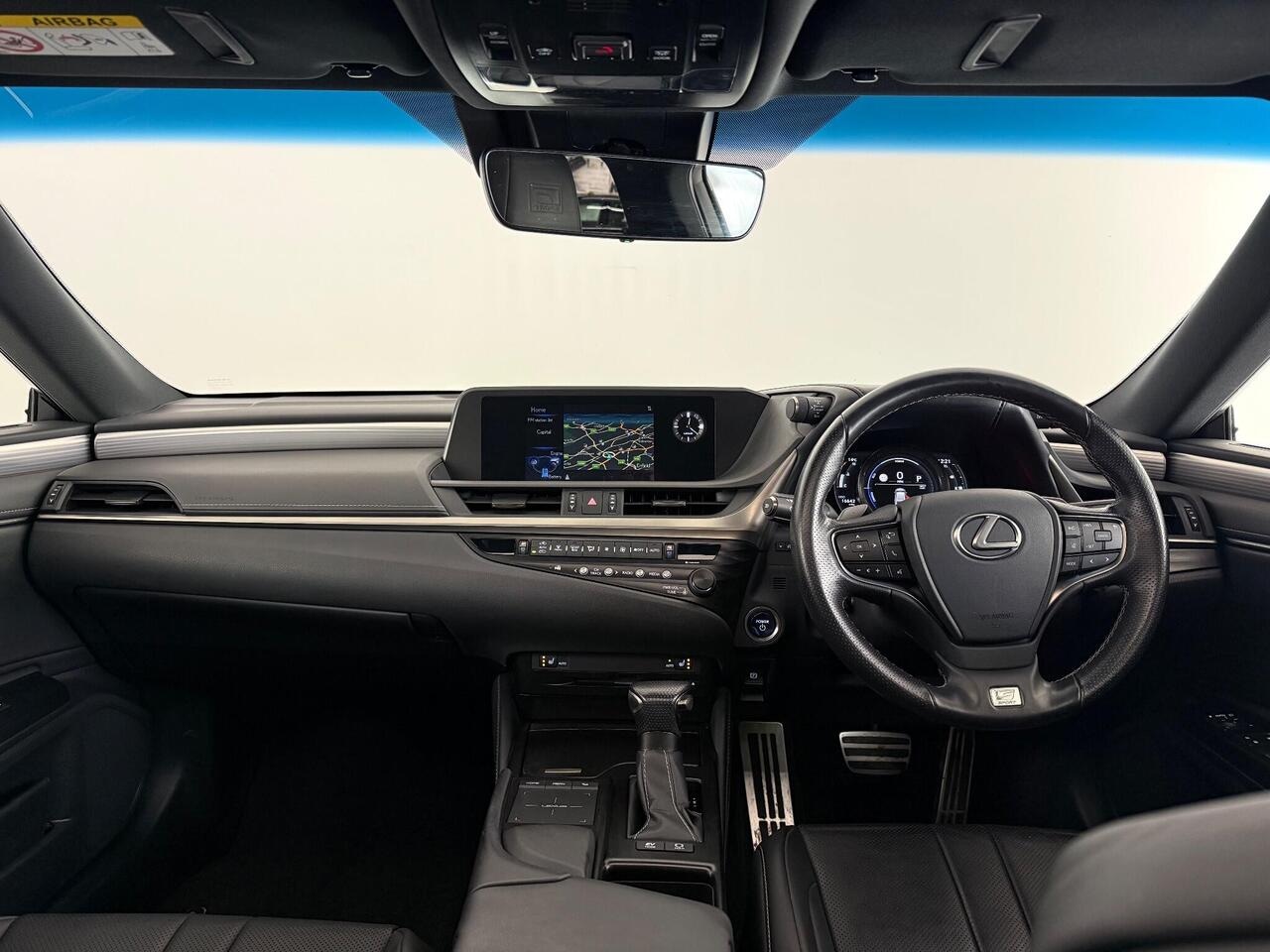 Lexus ES thumbnail Interior Front