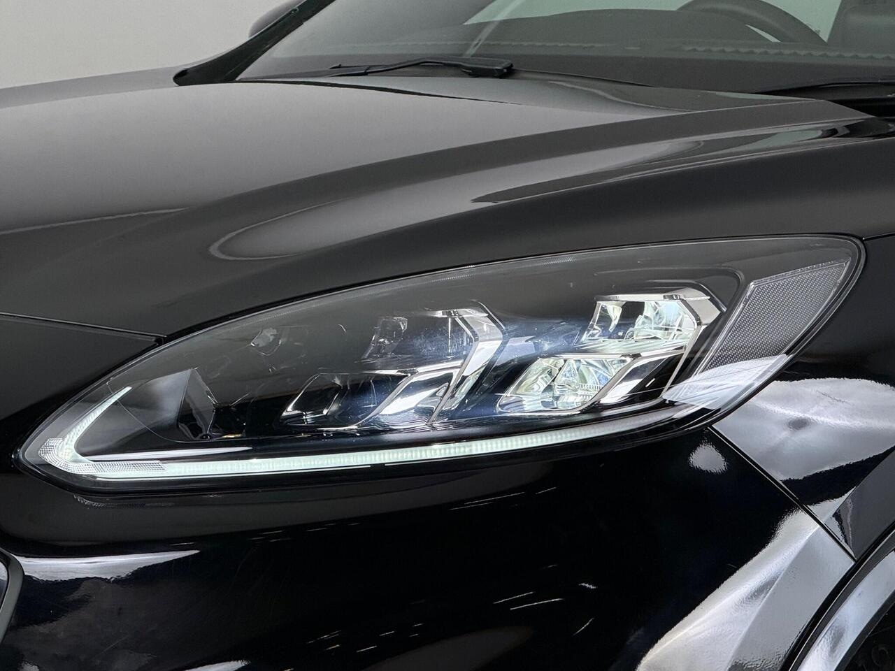 Ford Kuga thumbnail Lights Front