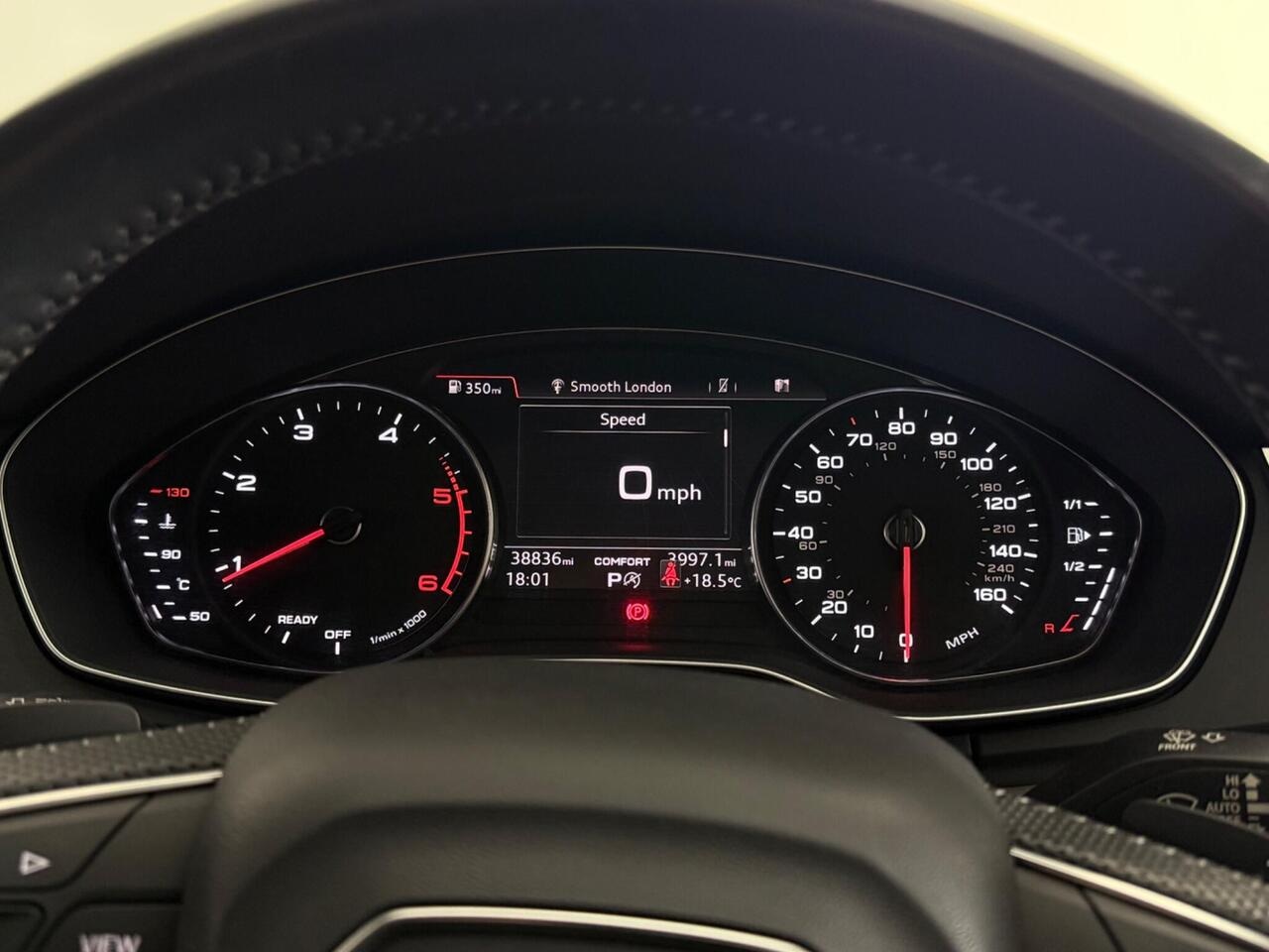 Audi Q5 thumbnail Driver Instruments