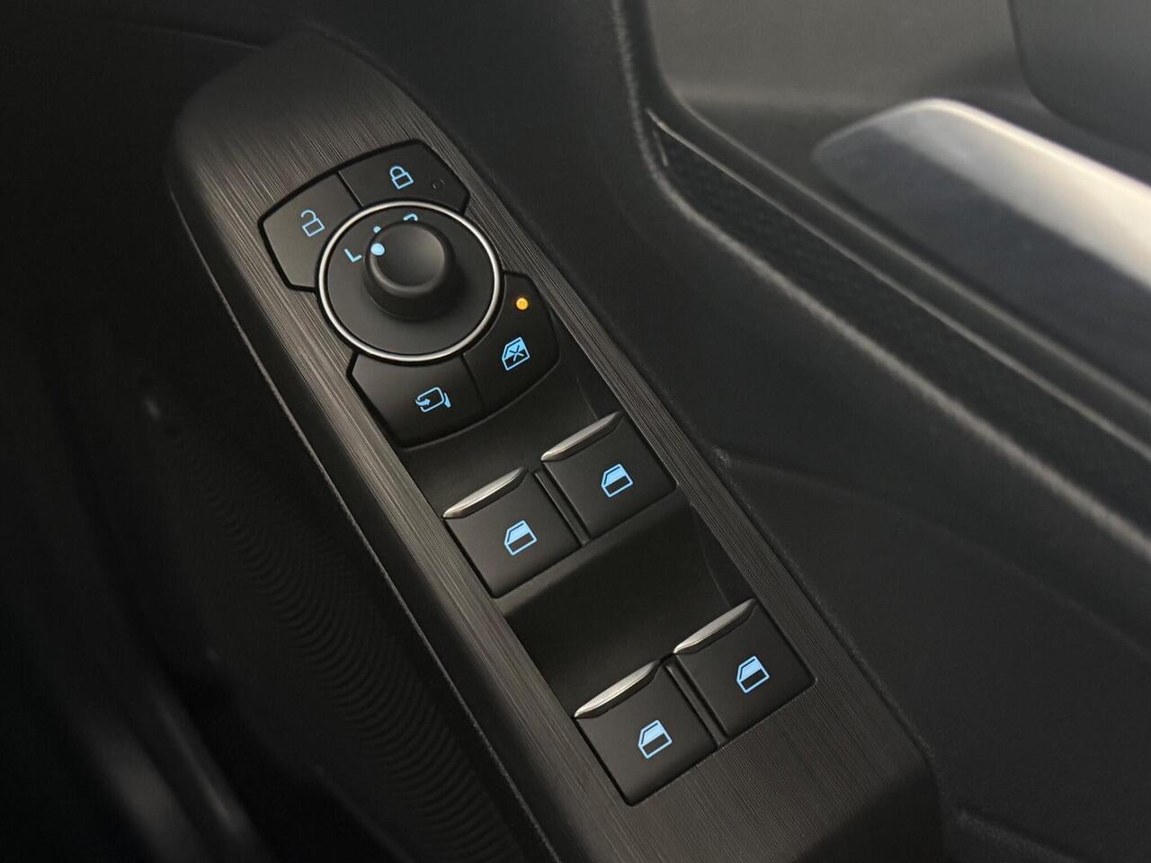 Ford Kuga thumbnail Misc Controls