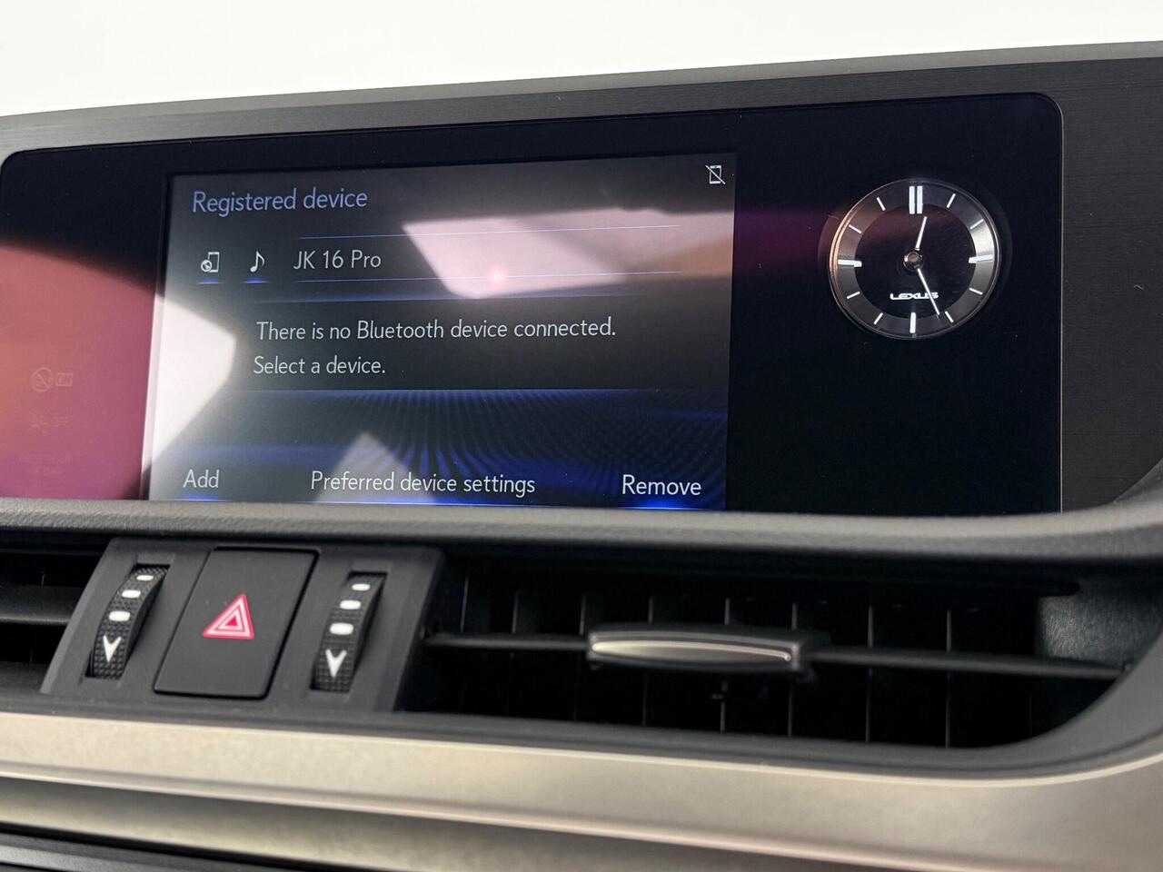 Lexus ES thumbnail Infotainment System