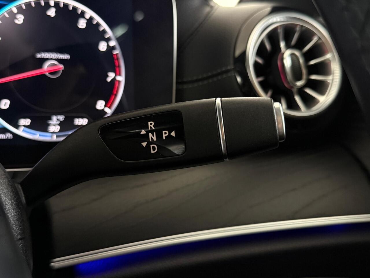 Mercedes-Benz E Class thumbnail Misc Controls