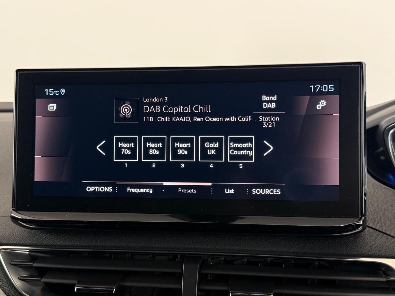 Peugeot 3008 thumbnail Infotainment System