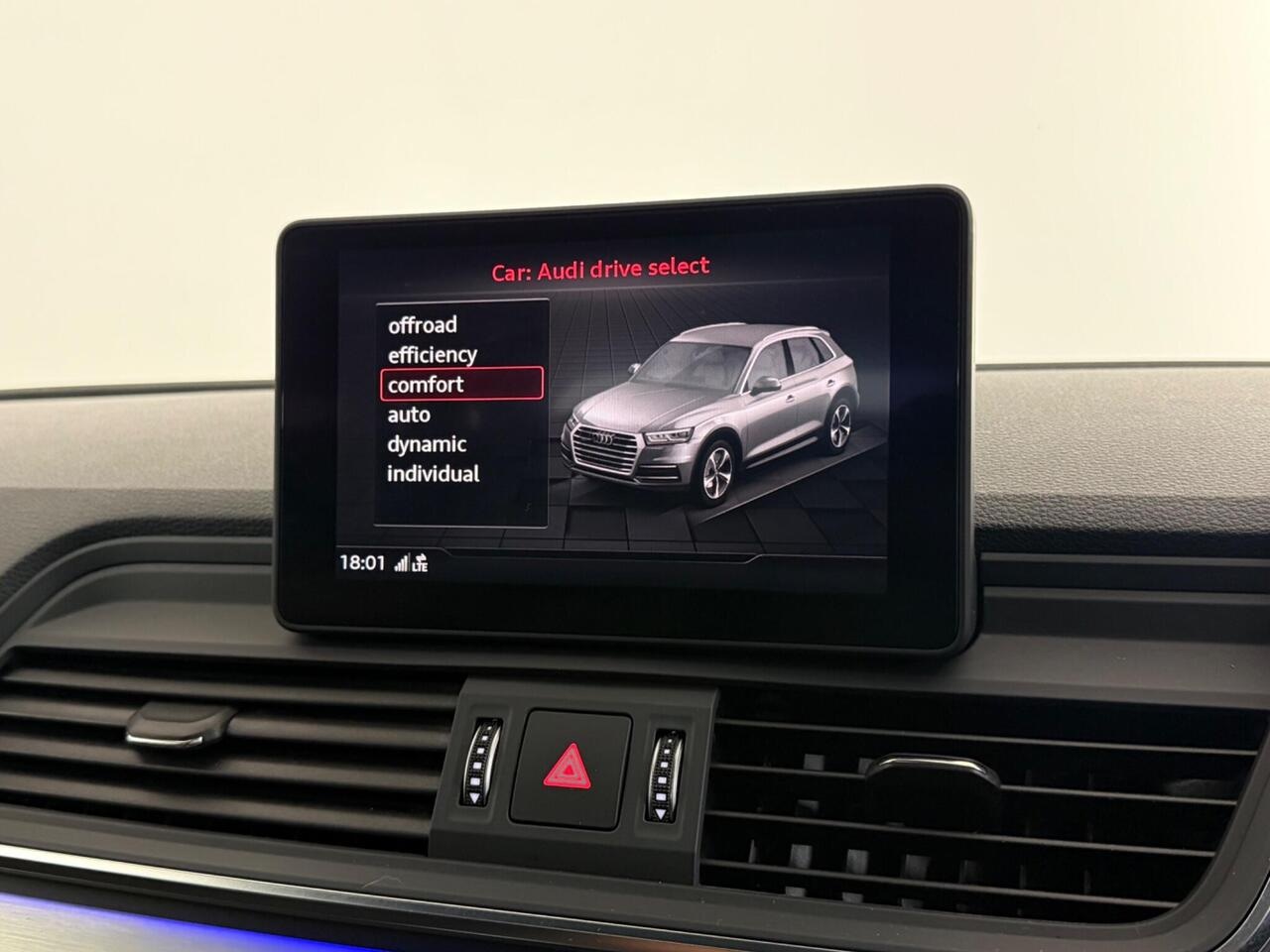 Audi Q5 thumbnail Infotainment System