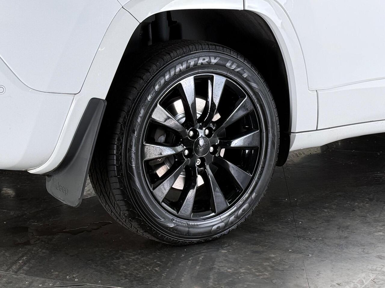 Jeep Cherokee thumbnail Wheel