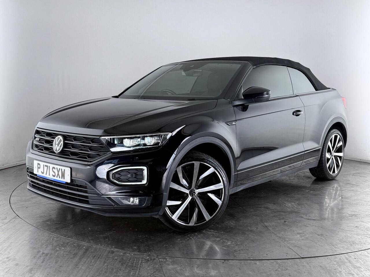 Volkswagen T-Roc thumbnail Front Left