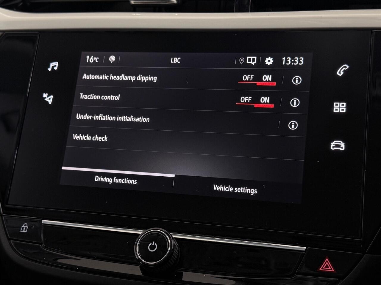 Vauxhall Corsa thumbnail Infotainment System