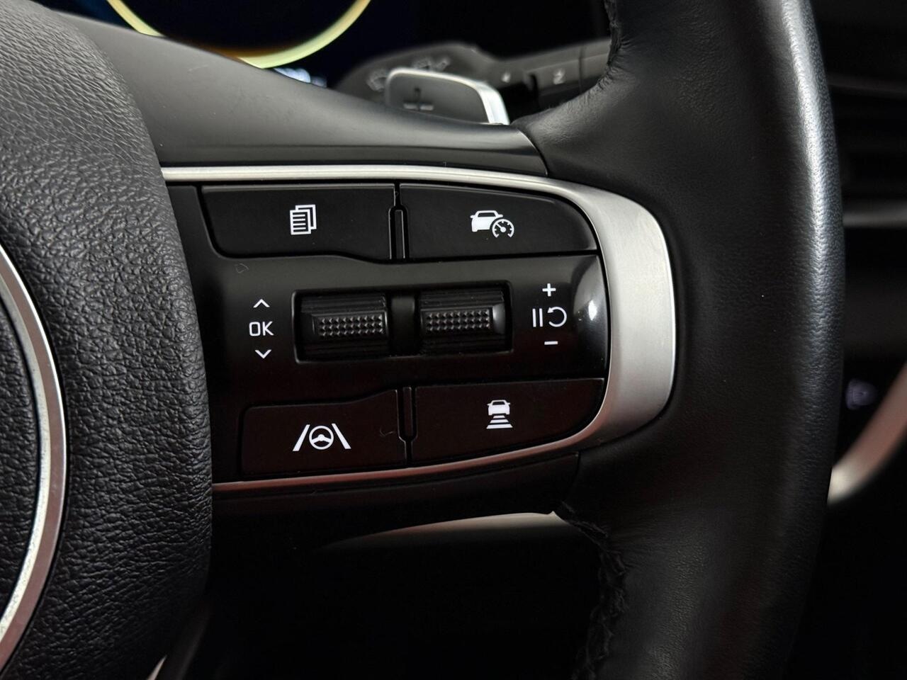 Kia Sportage thumbnail Misc Controls