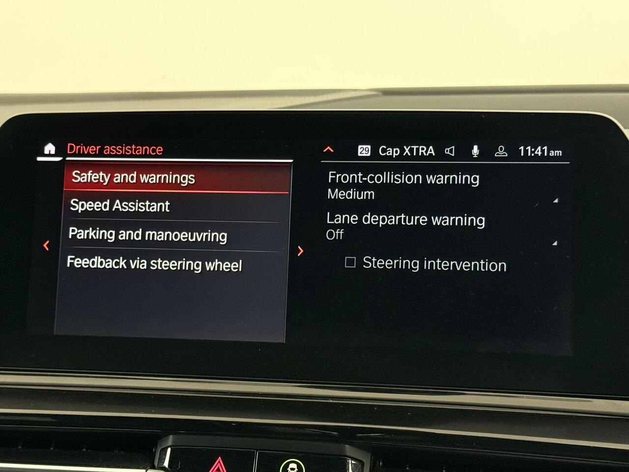 BMW 8 Series thumbnail Infotainment System
