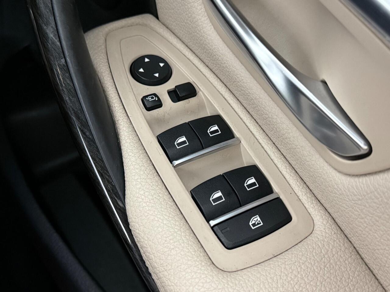 BMW 3 Series thumbnail Misc Controls