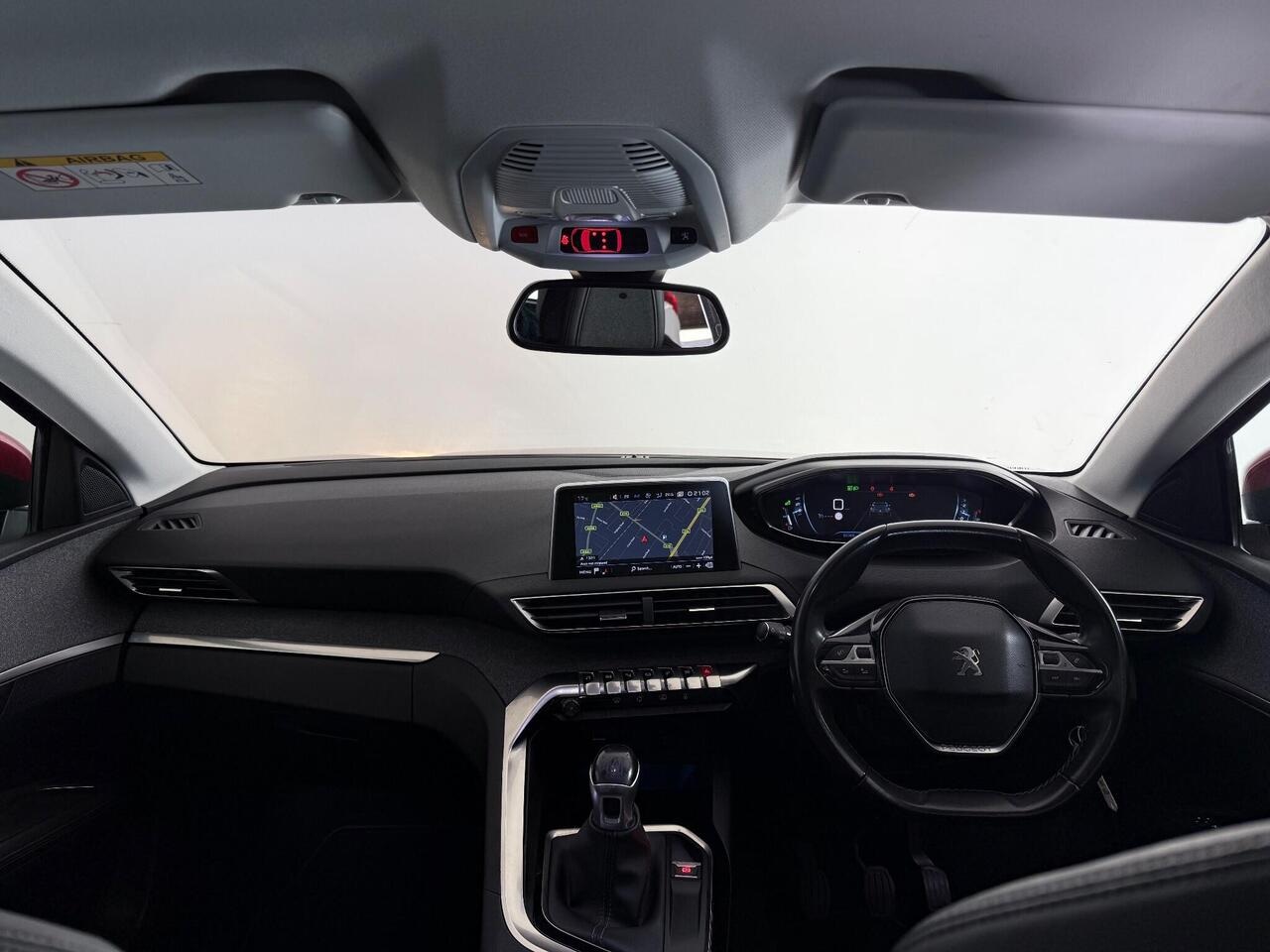Peugeot 3008 thumbnail Interior Front