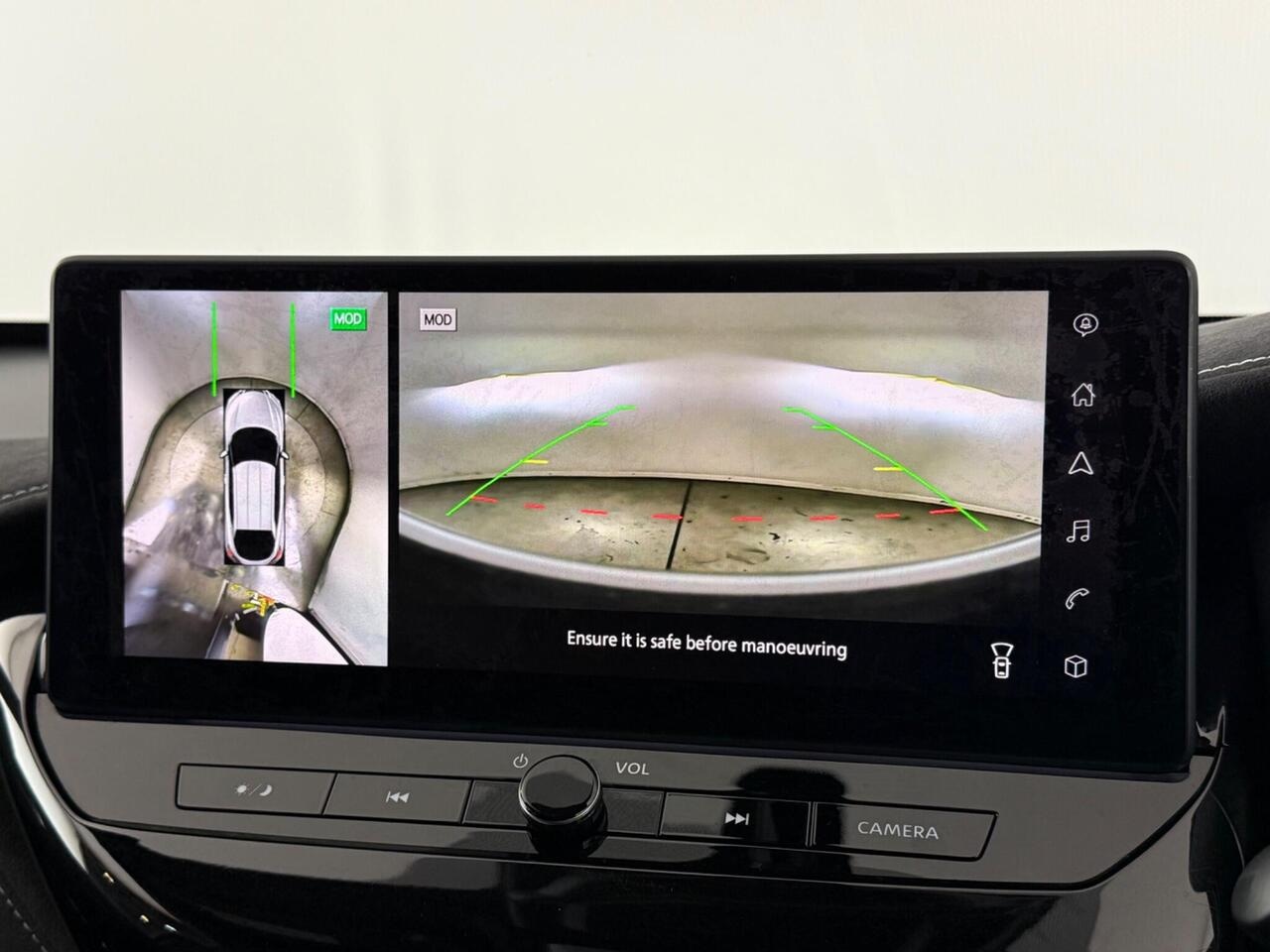 Nissan Juke thumbnail Infotainment System