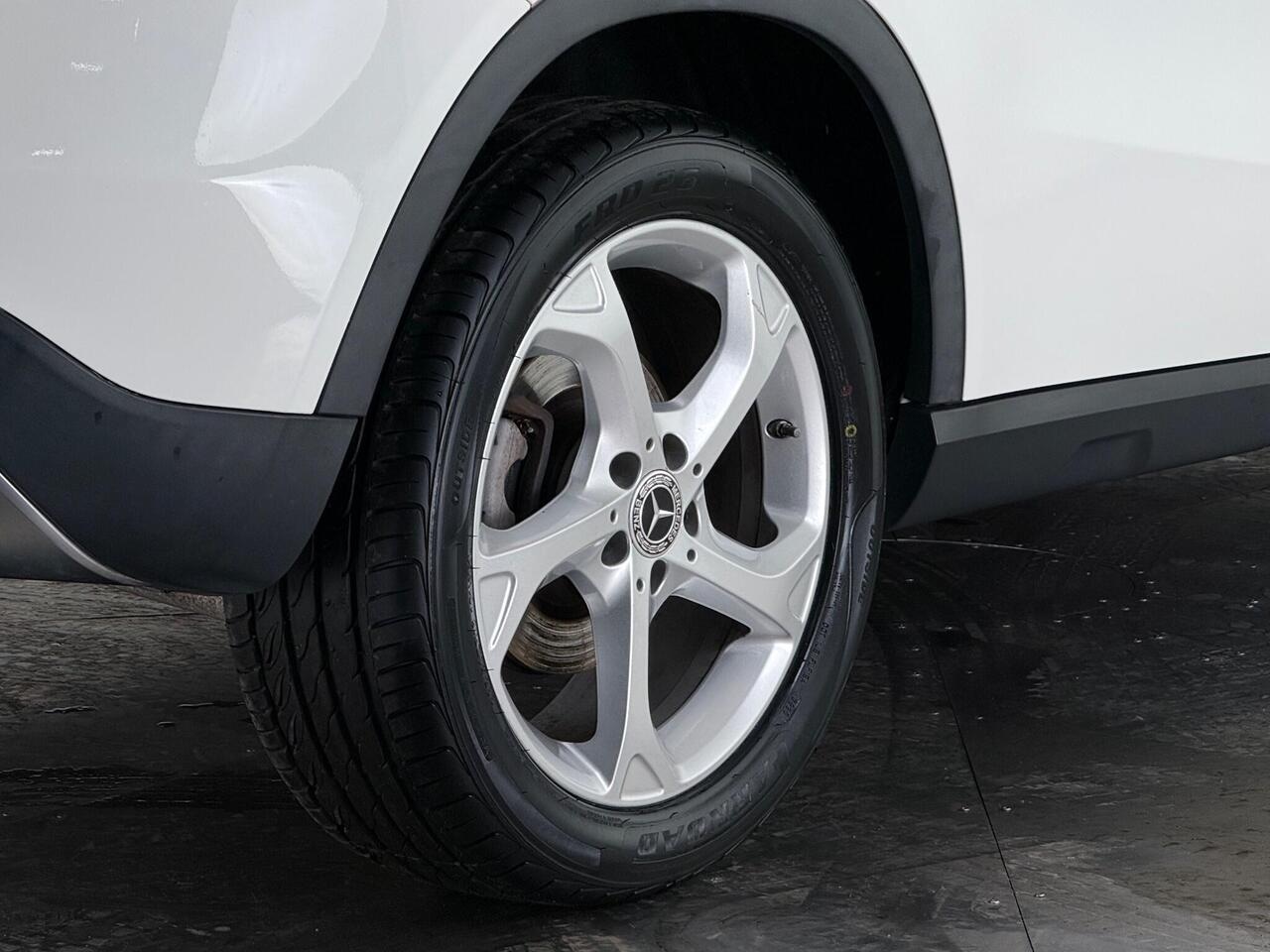 Mercedes-Benz GLA thumbnail Wheel