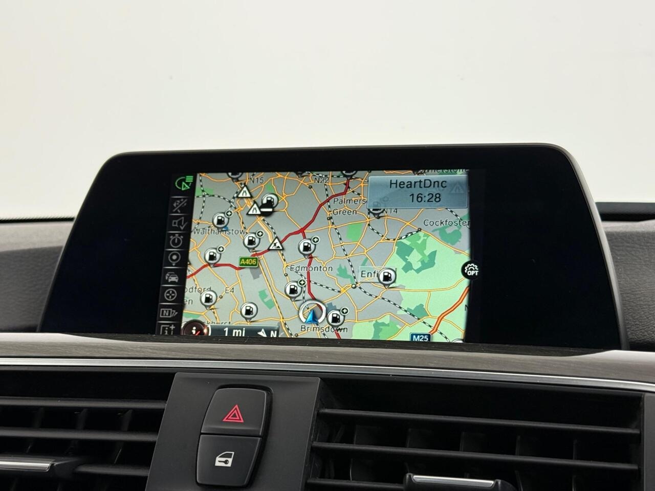 BMW 3 Series thumbnail Infotainment System