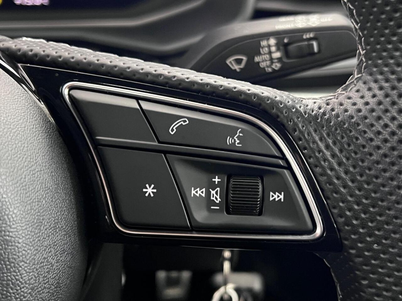 Audi A1 thumbnail Misc Controls