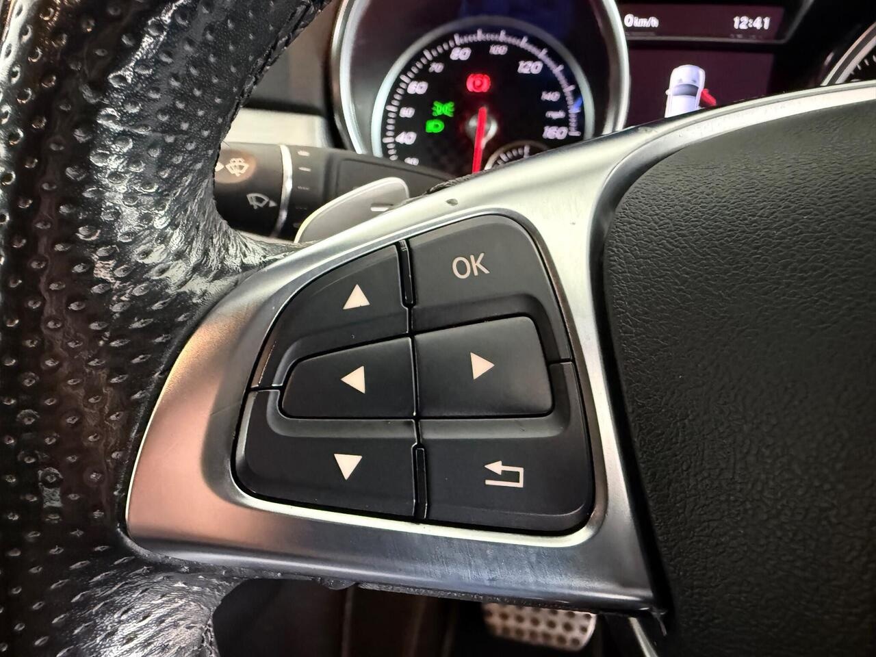 Mercedes-Benz GLE thumbnail Misc Controls