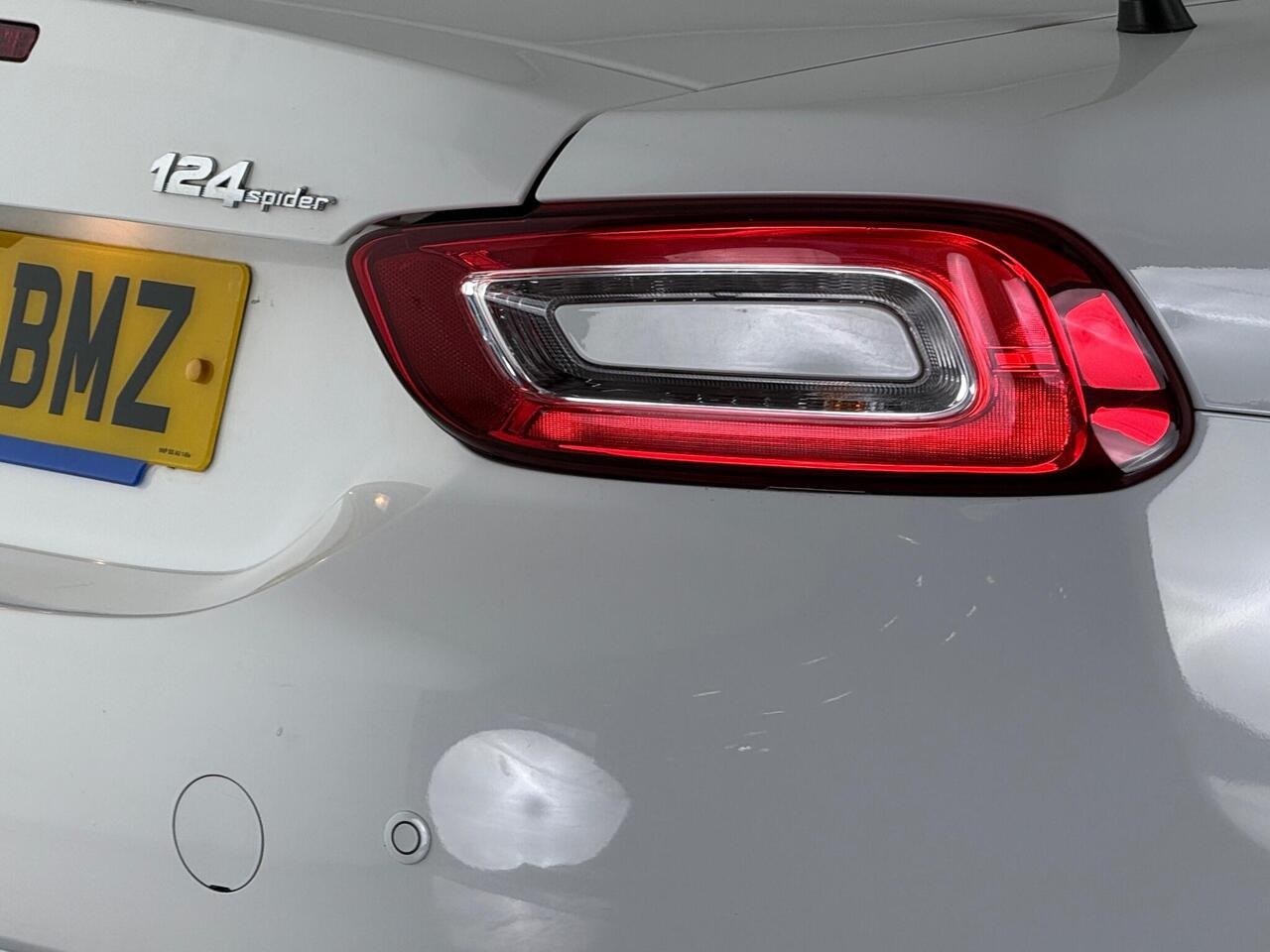 Fiat 124 Spider thumbnail Lights Rear