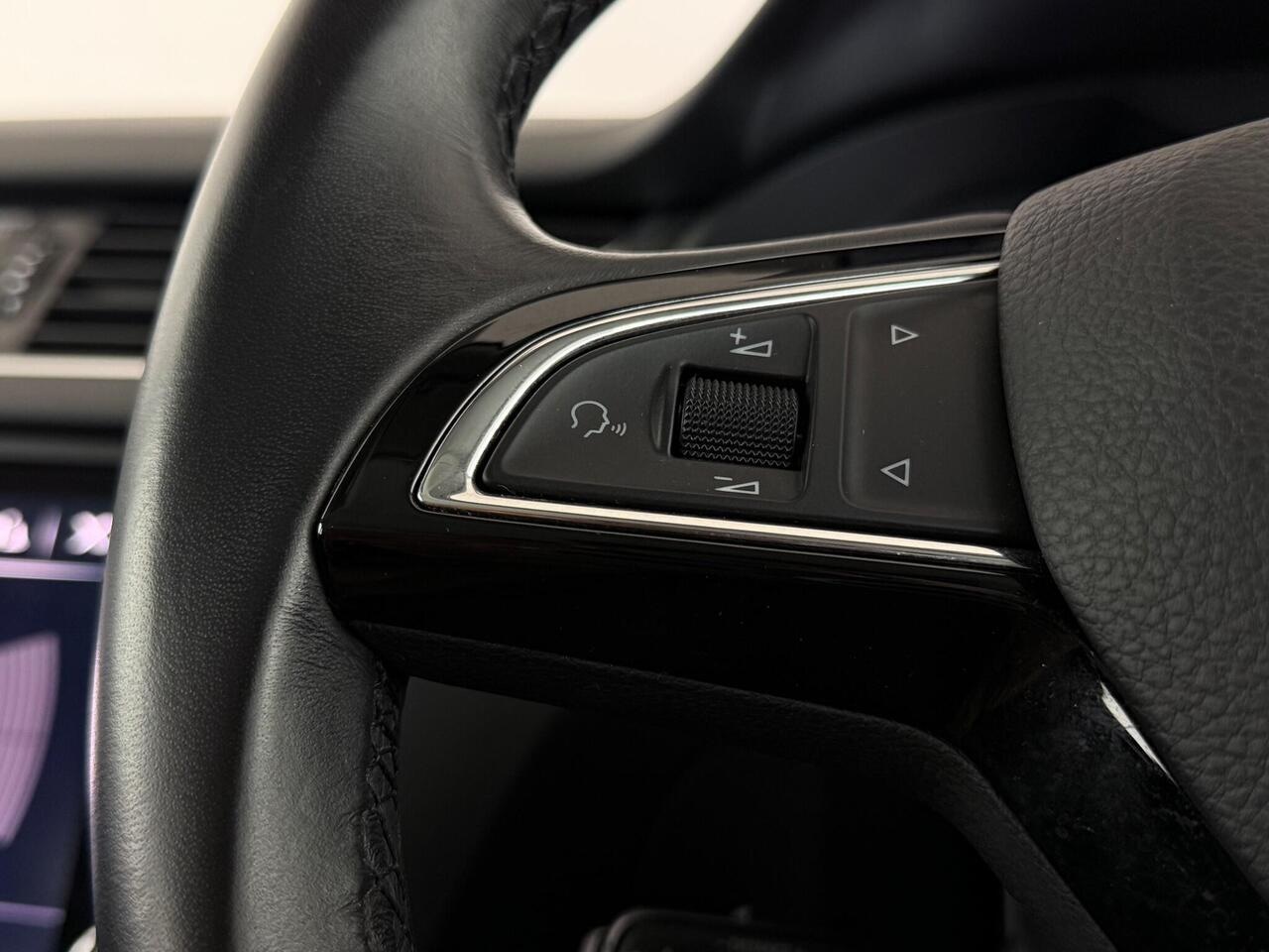 Skoda Octavia thumbnail Misc Controls