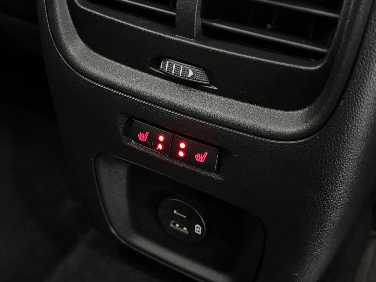 Ford Kuga thumbnail Misc Controls