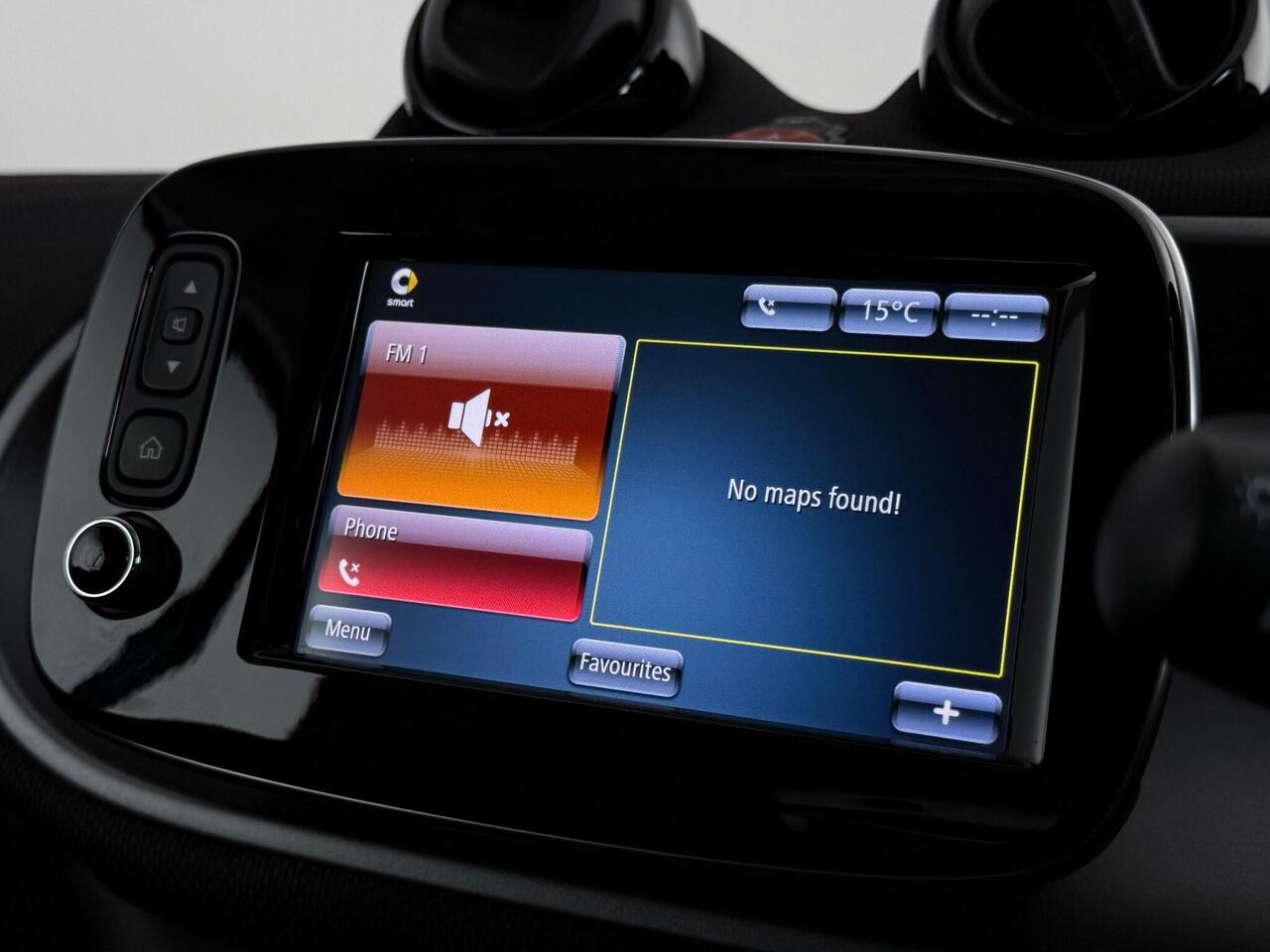 Smart fortwo thumbnail Infotainment System