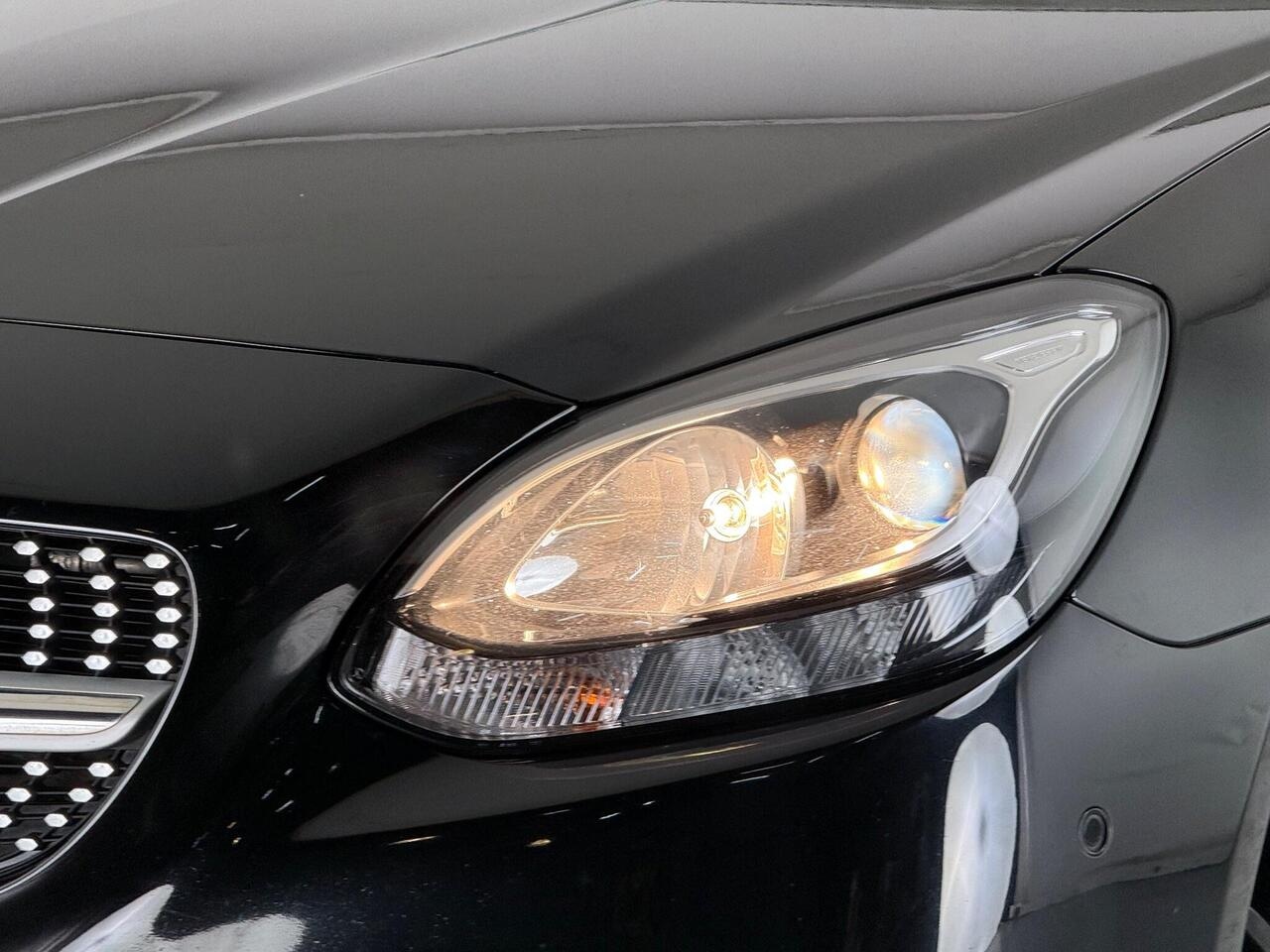 Mercedes-Benz SLC thumbnail Lights Front