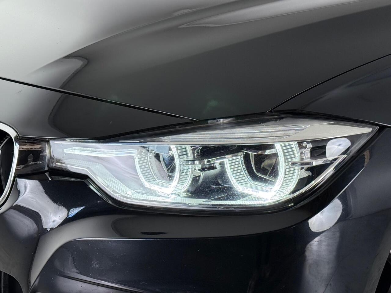 BMW 3 Series thumbnail Lights Front