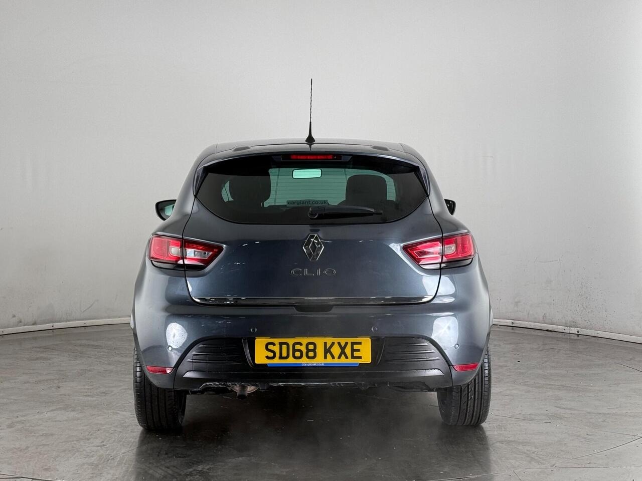 Renault Clio thumbnail Rear