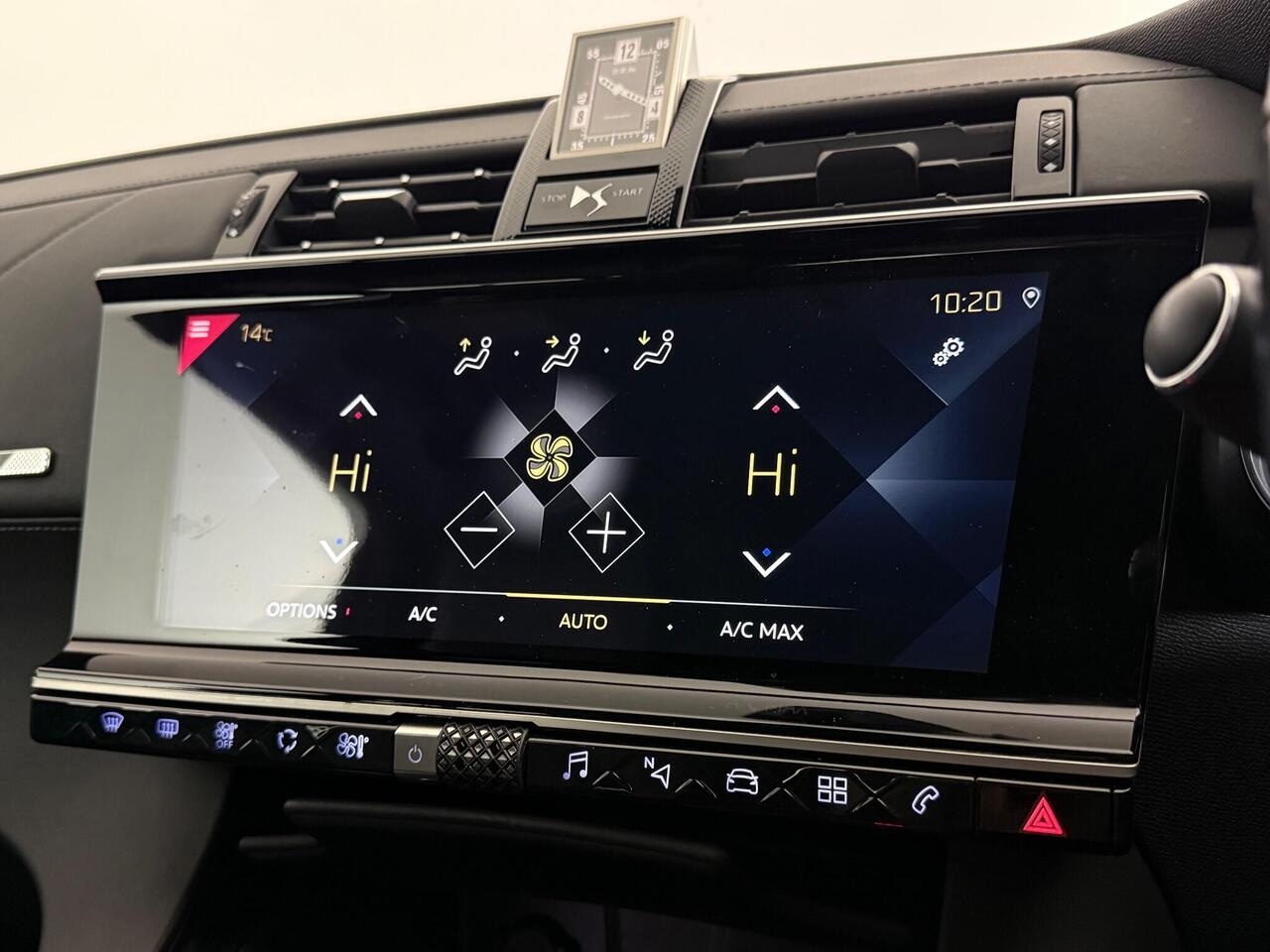 DS AUTOMOBILES DS 7 CROSSBACK thumbnail Infotainment System