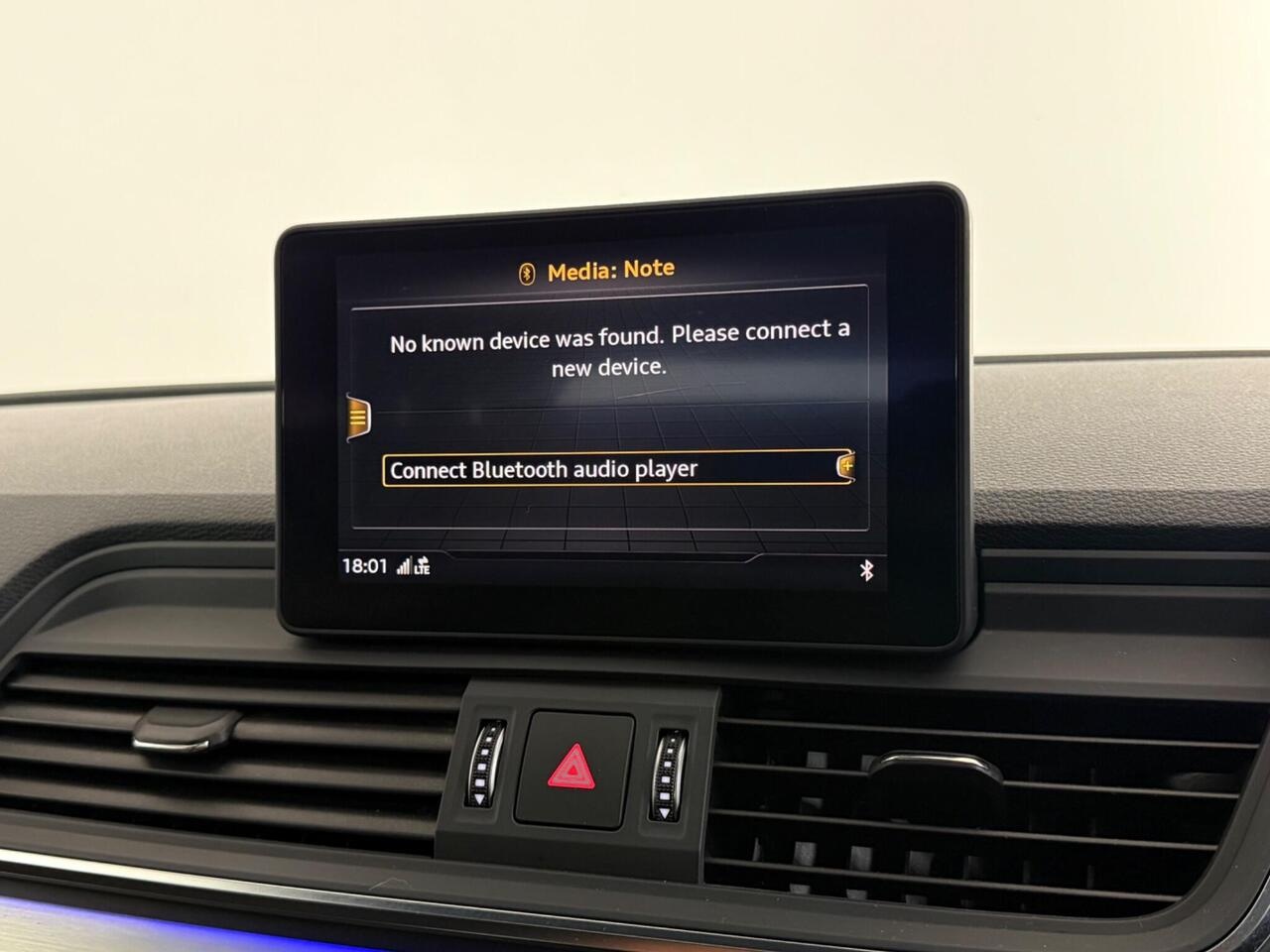 Audi Q5 thumbnail Infotainment System