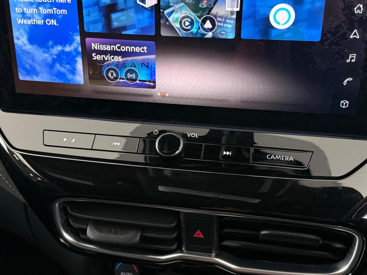 Nissan Juke thumbnail Infotainment System