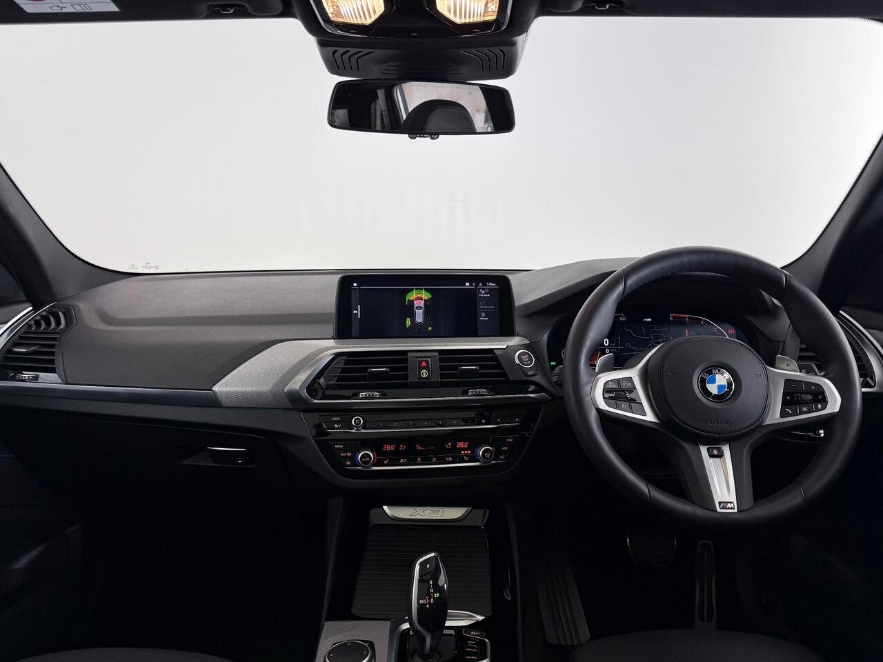 BMW X3 thumbnail Interior Front