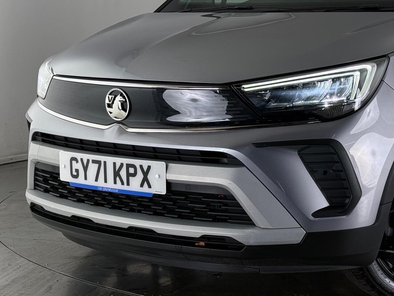 Vauxhall Crossland thumbnail Lights Front