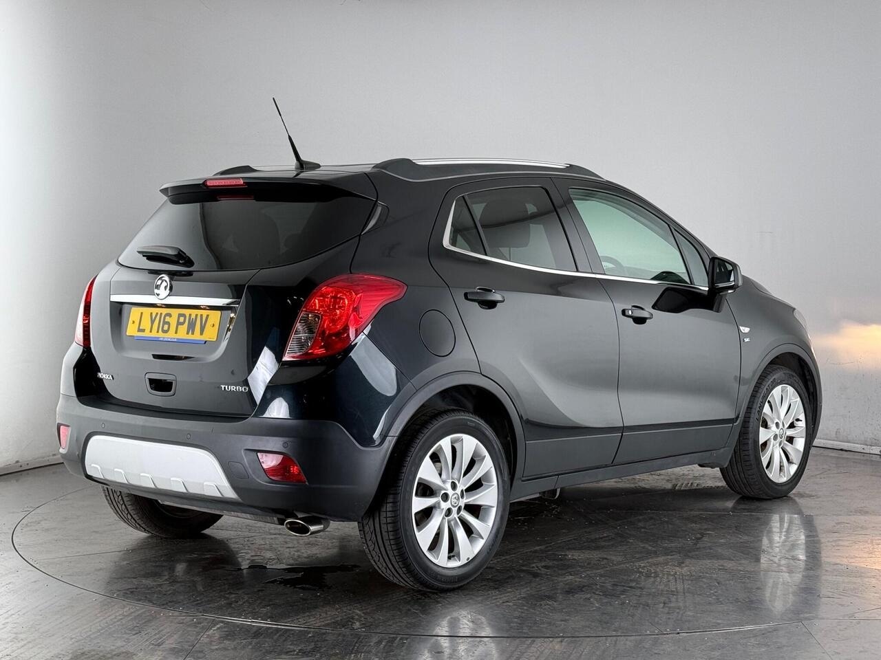 Vauxhall Mokka thumbnail Rear Right