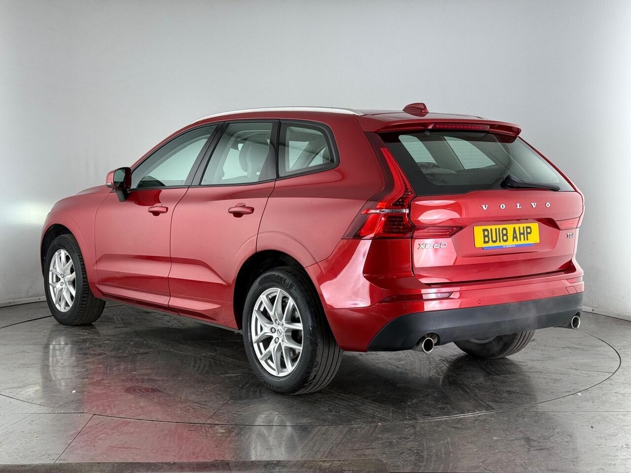 Volvo XC60 thumbnail Rear Left