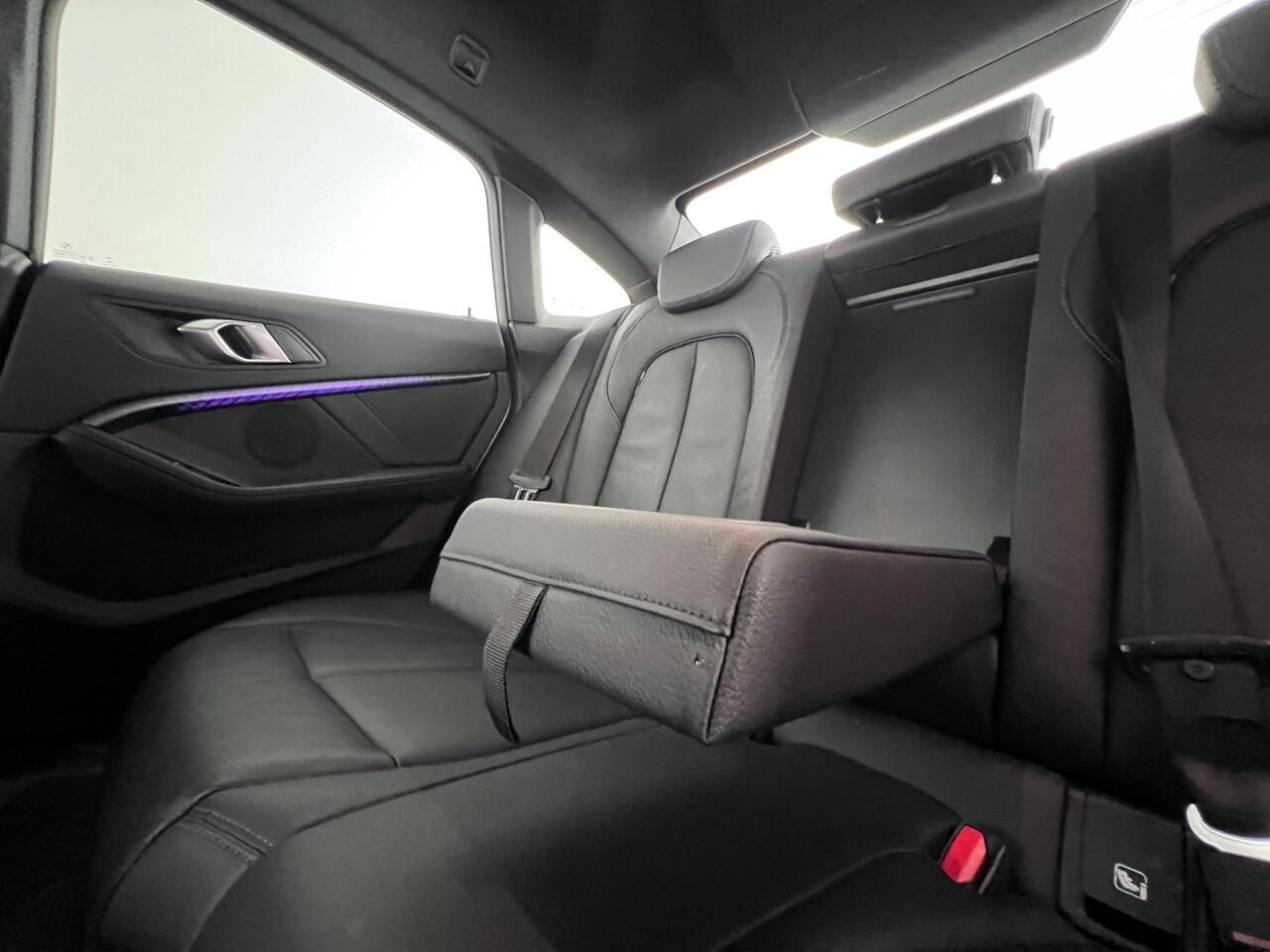BMW 2 Series Gran Coupe thumbnail Seats Rear