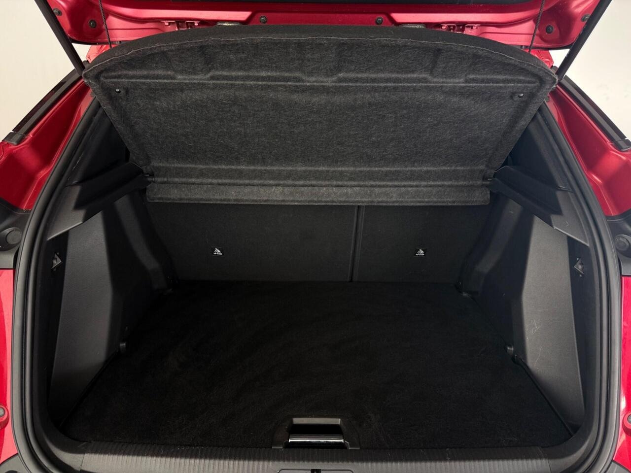 Peugeot 2008 thumbnail Boot