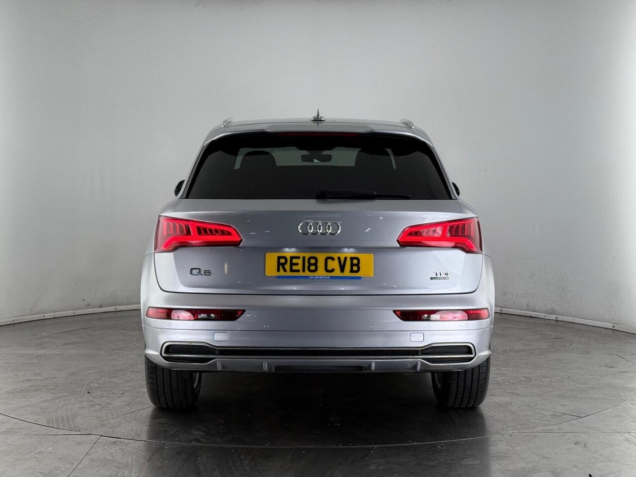 Audi Q5 thumbnail Rear