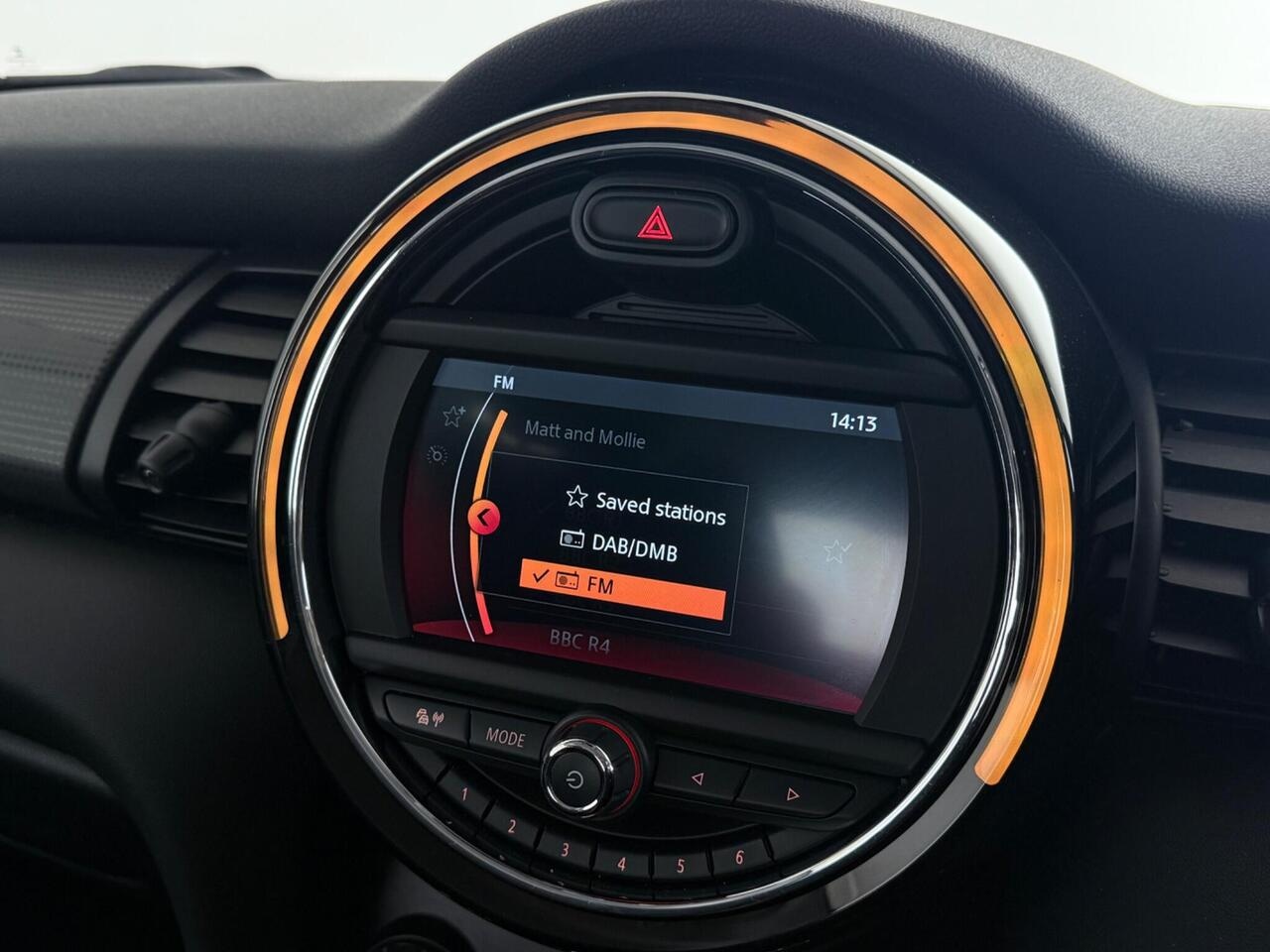 MINI Hatch thumbnail Infotainment System