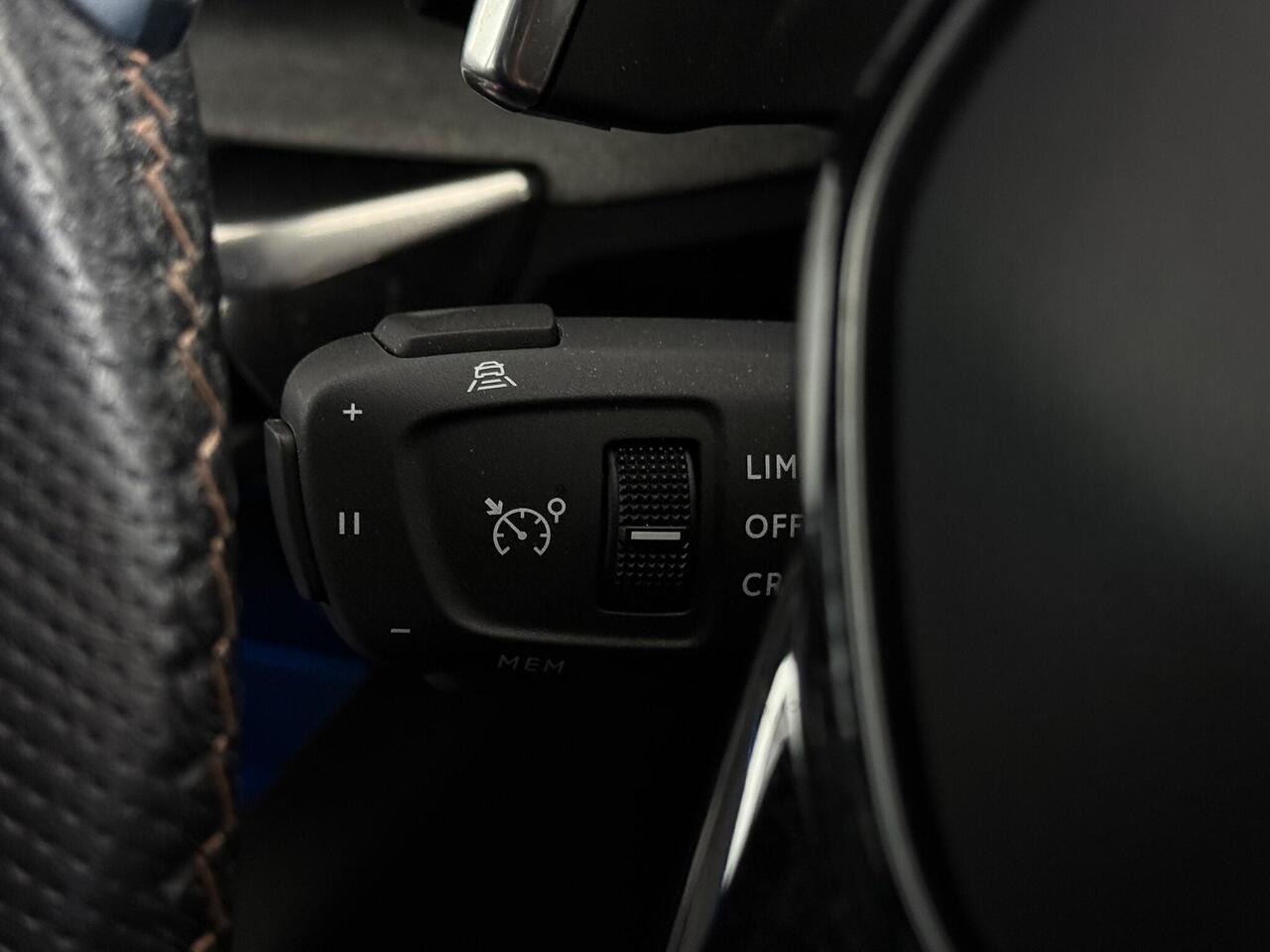 Peugeot 3008 thumbnail Misc Controls
